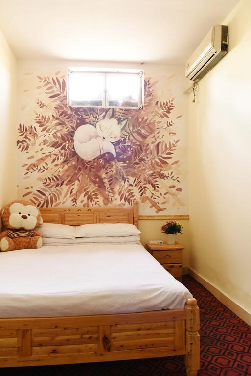 Happy Station Hostel Dunhuang Exterior photo