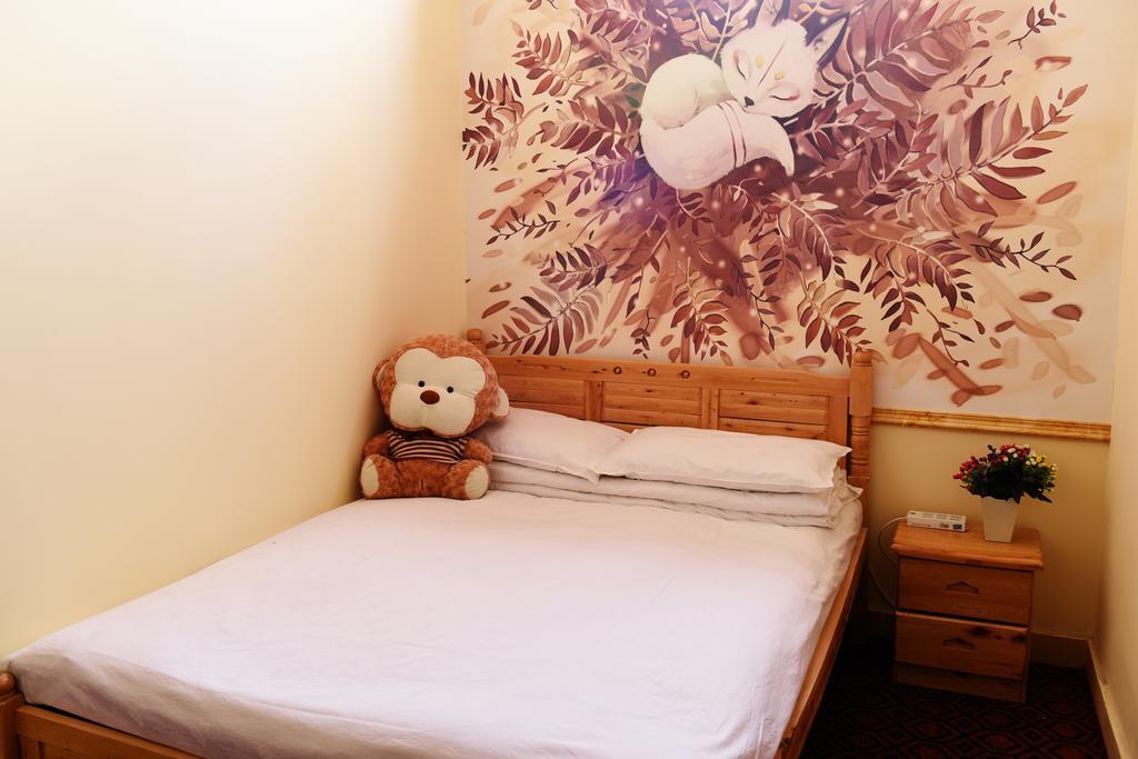 Happy Station Hostel Dunhuang Exterior photo